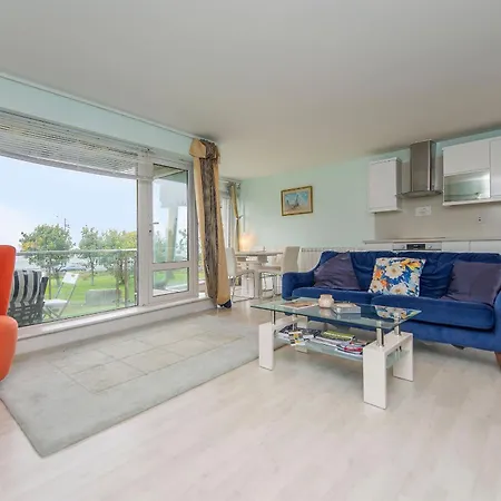 Seaview In غالواي